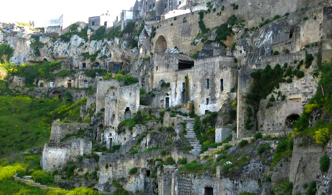 27-places-in-italy-that-dont-look-real-matera-basilicata