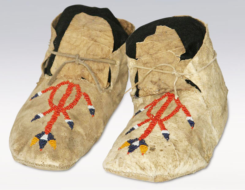 Indian-Beaded-Moccasins